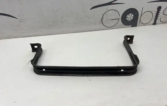 Mercedes-Benz Sprinter W906 Fuel tank mounting bracket A9064750021