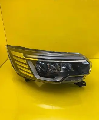 Renault Trafic III (X82) Headlight/headlamp 260102899R