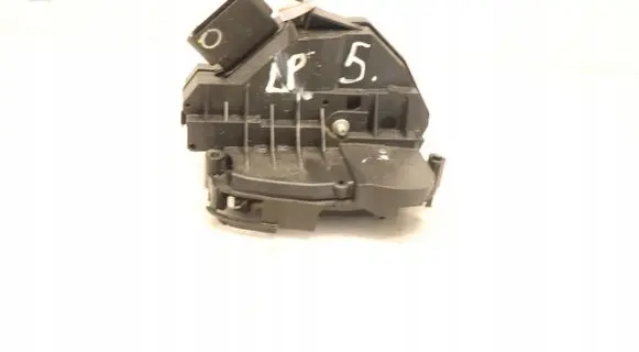 Volvo V60 Front door lock