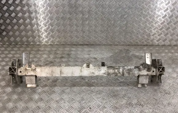 Mercedes-Benz A W176 Bottom radiator support slam panel 