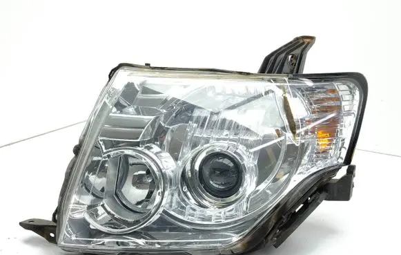 Mitsubishi Pajero Headlight/headlamp