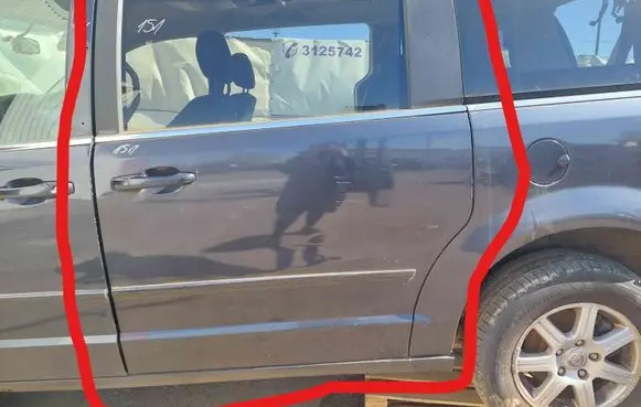 Chrysler Voyager Side sliding door 