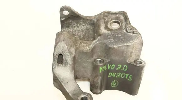 Volvo S60 Engine mounting bracket 31401633