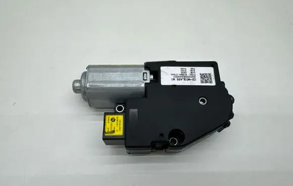 KIA Ceed Sunroof motor/actuator K8110J7000
