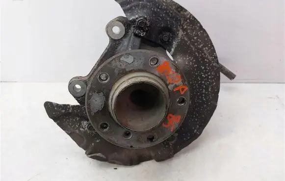BMW 3 E90 E91 Front wheel hub spindle knuckle 6764444