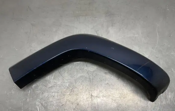 Jeep Cherokee III KJ Rear door trim (molding)