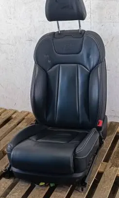 Audi Q7 4M Front passenger seat 