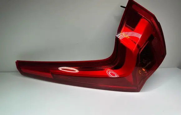 Volvo S90, V90 Rear/tail lights