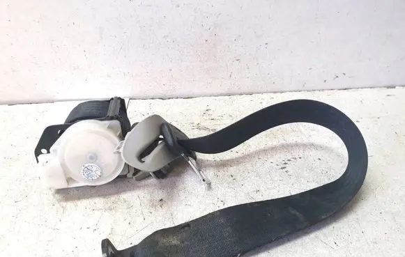 Mazda 5 Rear seatbelt 0434090