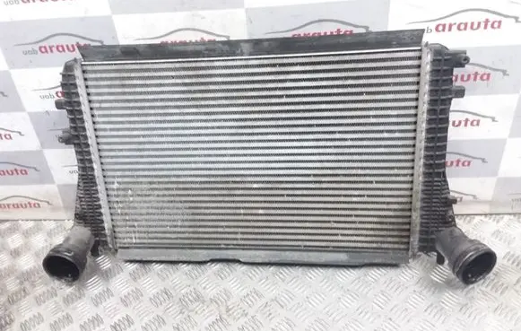 Volkswagen PASSAT B6 Intercooler radiator 3C0145805P