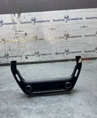 Toyota Corolla E210 E21 Climate control unit 5590002F30 7036H11