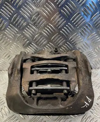 Volkswagen Transporter - Caravelle T4 Front brake caliper