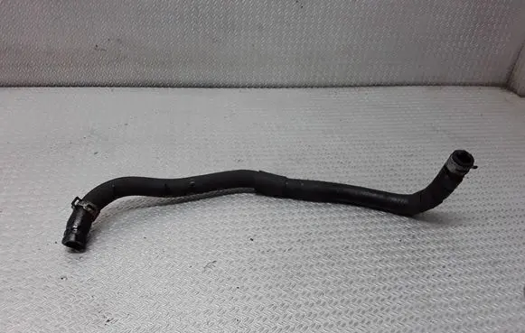 Toyota Avensis T250 Breather hose/pipe 
