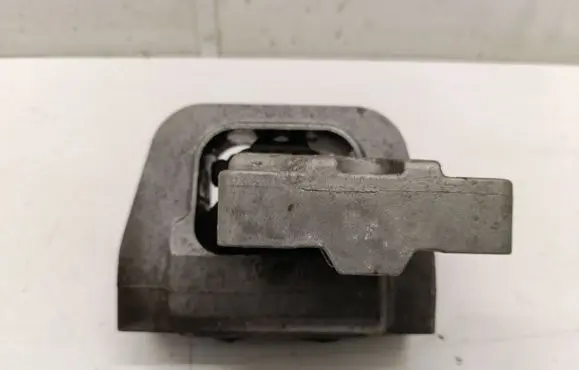 Audi A3 S3 8V Engine mount bracket 5Q0199262BK