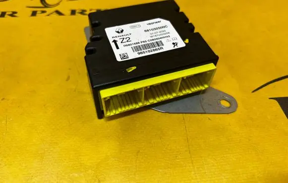 Dacia Sandero III Airbag control unit/module 985102865R