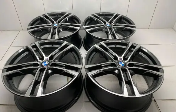 BMW 8 G15 R18 alloy rim 