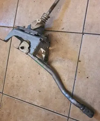 Audi A6 S6 C4 4A Gear shifter/selector 4A0711264C