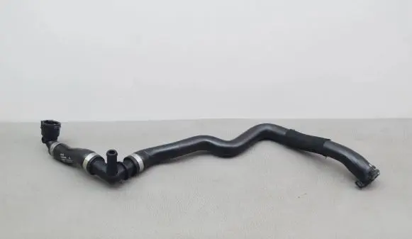 BMW X1 F48 F49 Engine coolant pipe/hose 7617369