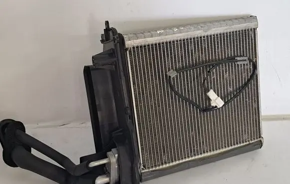 Toyota Avensis T250 Air conditioning (A/C) radiator (interior) 8850105080