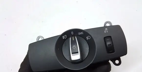 Light switch