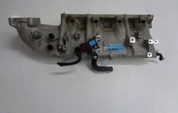 Opel Astra J Intake manifold 55565246