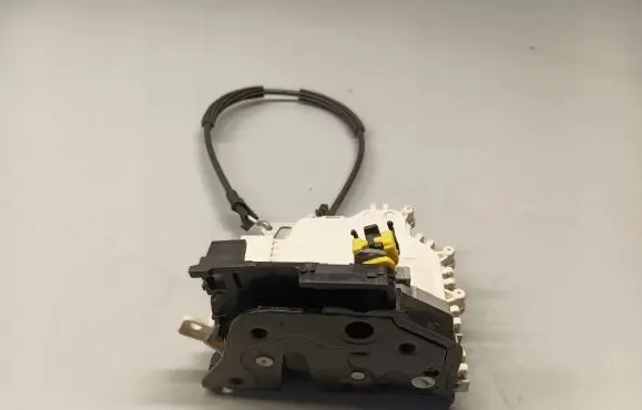 Seat Leon (1P) Rear door lock 1P0839015D