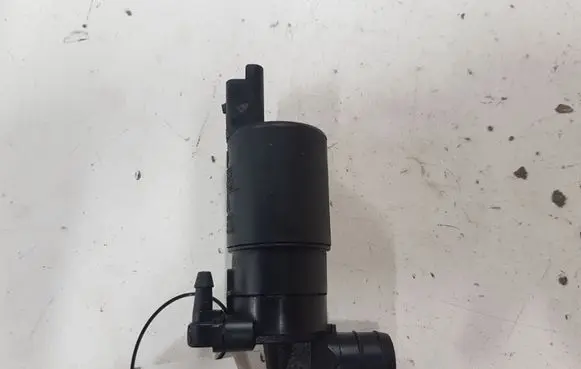 Citroen C5 Windscreen/windshield washer pump 8200031805 7700439078 3200184555