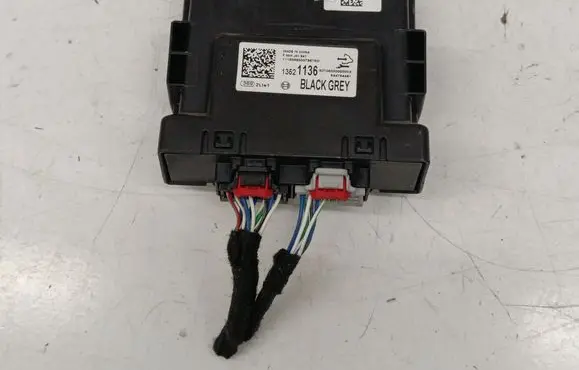 Opel Insignia B Gateway control module 13521136