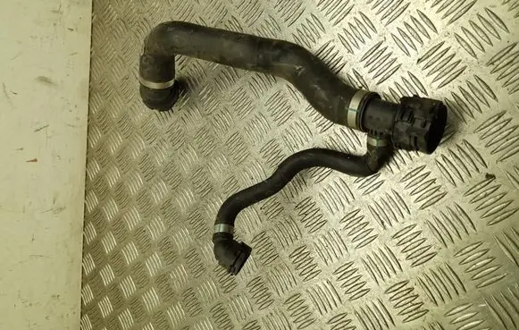 BMW 3 G20 G21 Engine coolant pipe/hose 8654854