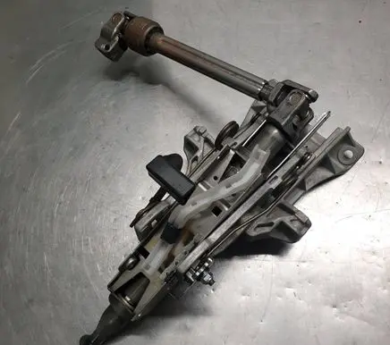 Volvo V70 Steering wheel axle set P31387671