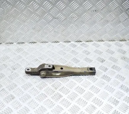 Volkswagen Golf VII Engine mount bracket 5Q0199855P