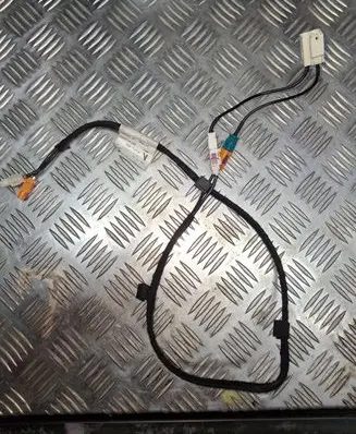 Citroen C4 Cactus Aerial GPS antenna 9809732180 122153 A001XQ01