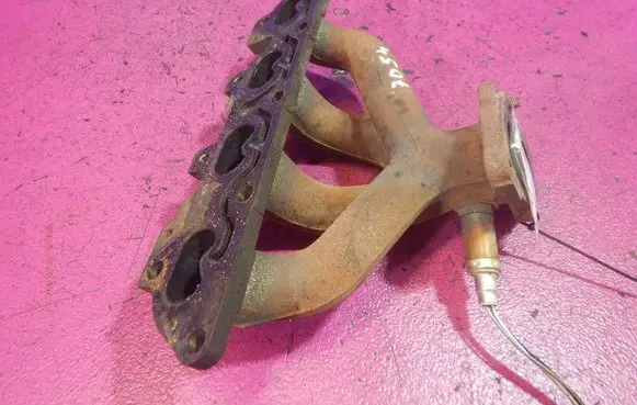 Opel Vectra B Exhaust manifold