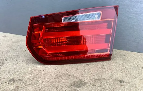 BMW 3 F30 F35 F31 Tailgate rear/tail lights 7259916 7371112 63217372794