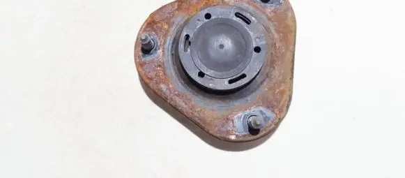 Toyota RAV 4 (XA30) Coil spring mount 