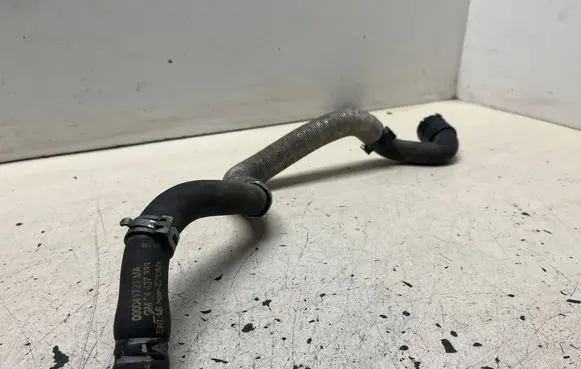 Opel Zafira A Engine coolant pipe/hose 000041721 24437333