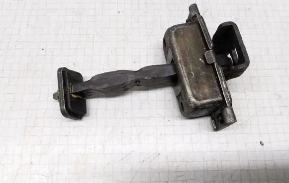 Mercedes-Benz A W168 Front door check strap stopper