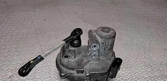 Audi A6 S6 C6 4F Intake manifold valve actuator/motor 059129086D A2C53106043 2900309551