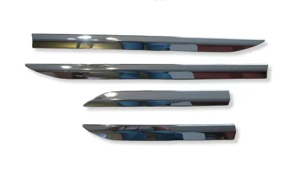 Toyota RAV 4 (XA50) Front door trim (molding) PW1564200024
