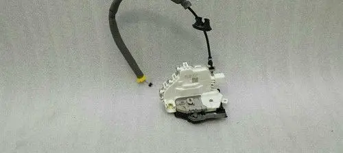 Audi A3 S3 8V Coupe door lock (next to the handle) 8X2837016B