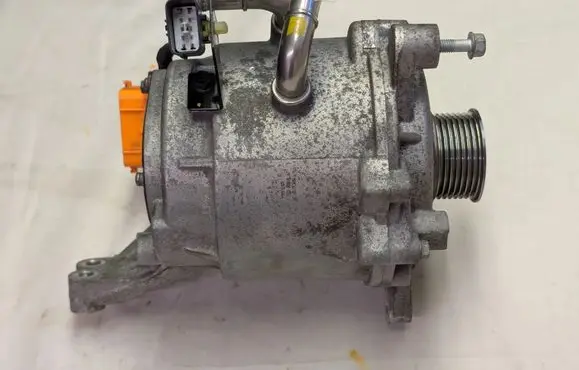 Hyundai Tucson IV NX4 Generator/alternator 373902M900