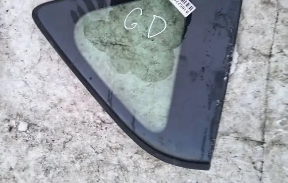 Toyota RAV 4 (XA30) Rear side window AS2