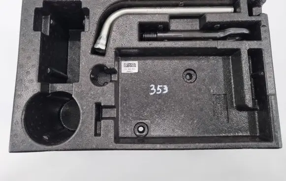 Audi A5 Tool box 8B3012169 8B3012021 8N0012219