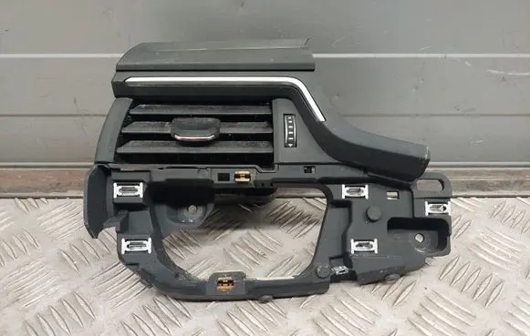 Audi A5 Dashboard side air vent grill/cover trim 8W1820901B