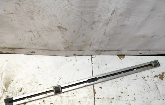 Audi A6 S6 C6 4F Tie down hook / loop 4F9863556A 8918000023