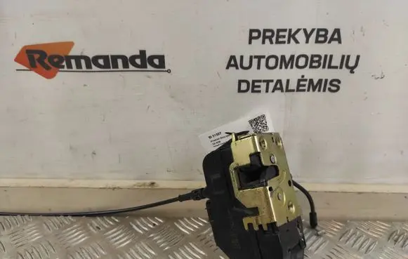 Renault Scenic II - Grand scenic II Front door lock 119122