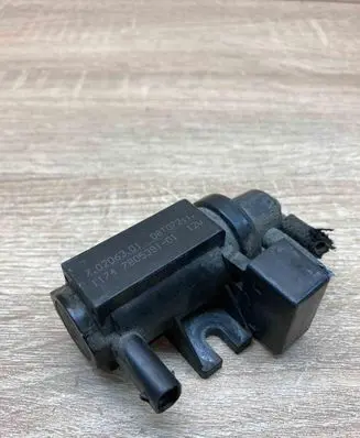 BMW 3 E90 E91 Turbo solenoid valve 7805391
