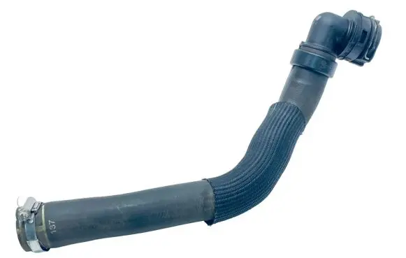 Peugeot 308 Engine coolant pipe/hose 9670813780