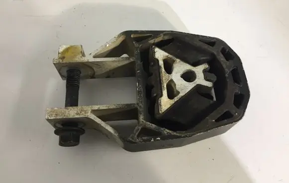 Ford Transit - Tourneo Connect Engine mount bracket E0301910605 BV616P082CB