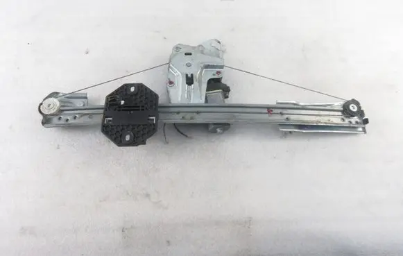 Dacia Sandero Front door window regulator with motor 807213282